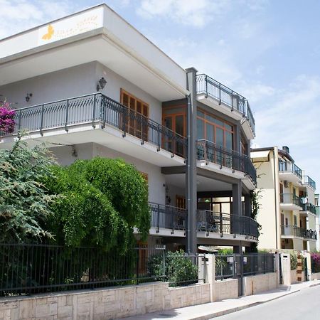 Villa Franca Mini Appartamenti Bisceglie Buitenkant foto