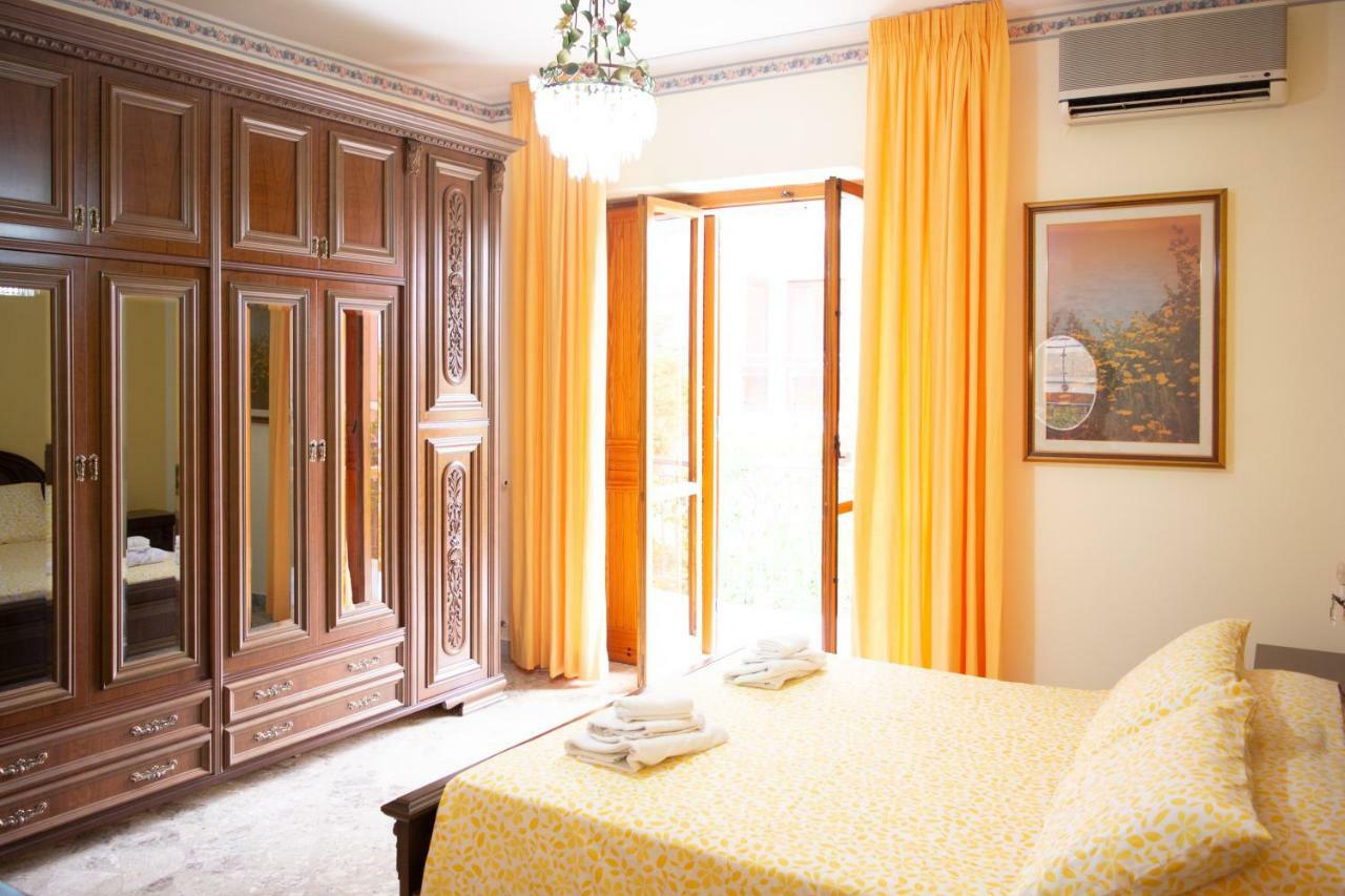 Villa Franca Mini Appartamenti Bisceglie Buitenkant foto